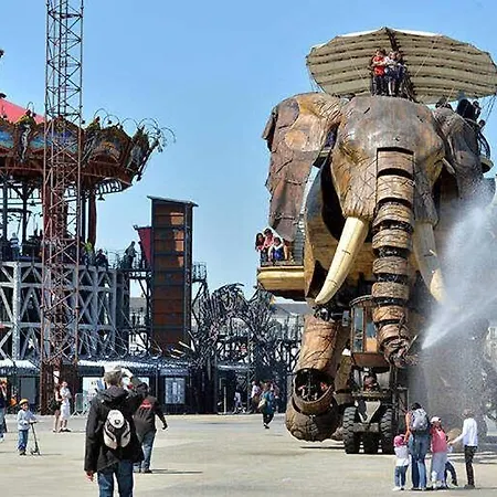 Duplex Marche De Talensac Au Coeur De *